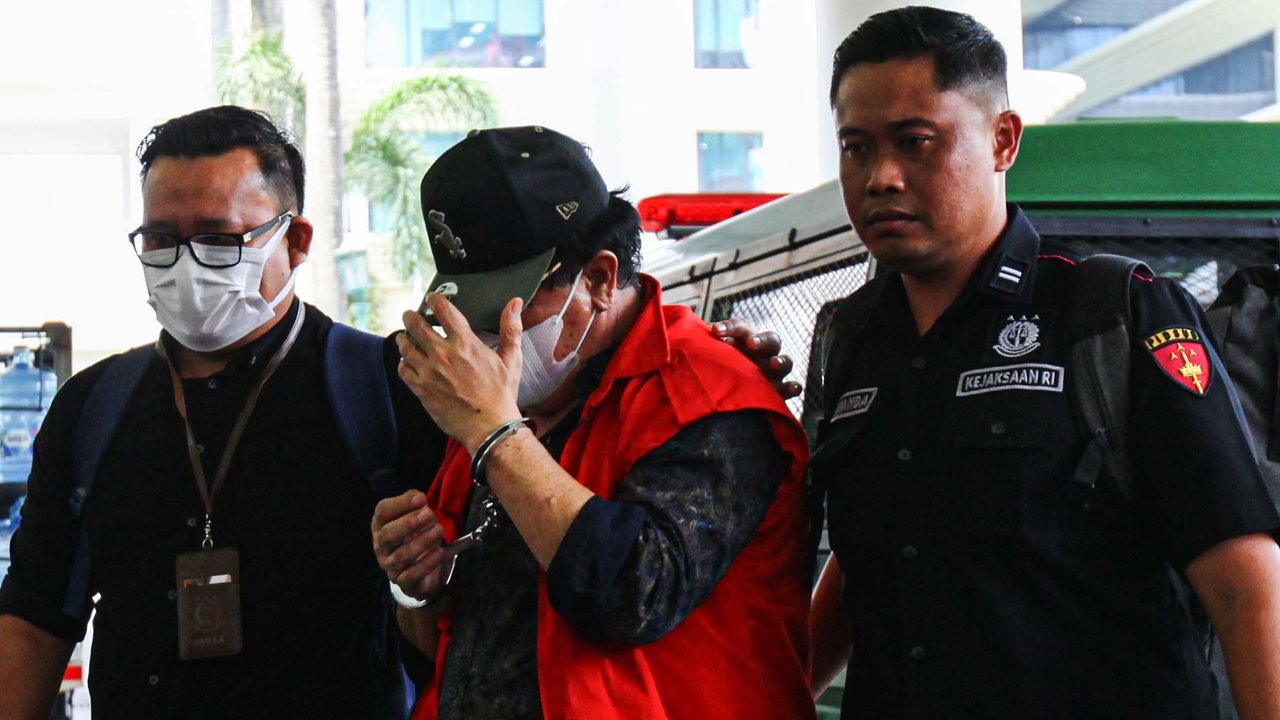 Ibunda Ronald Tannur Tiba di Kejagung