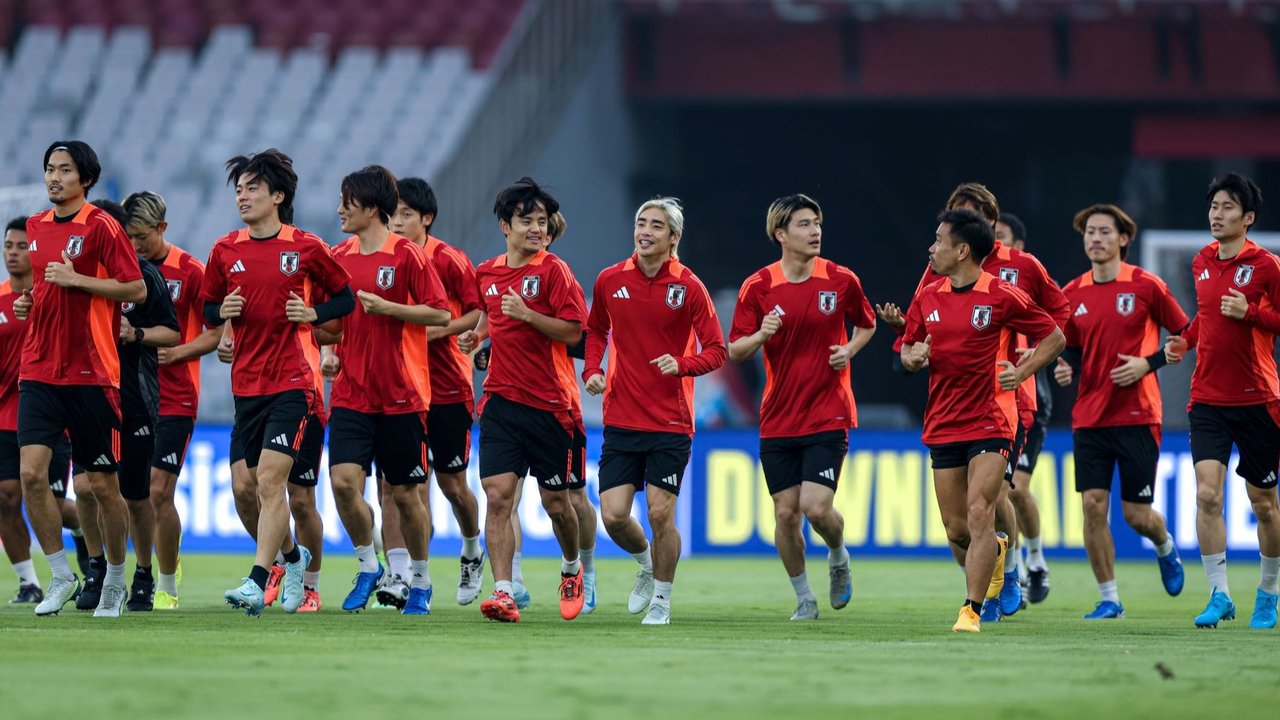 Timnas Jepang jajal rumput Stadion GBK.
