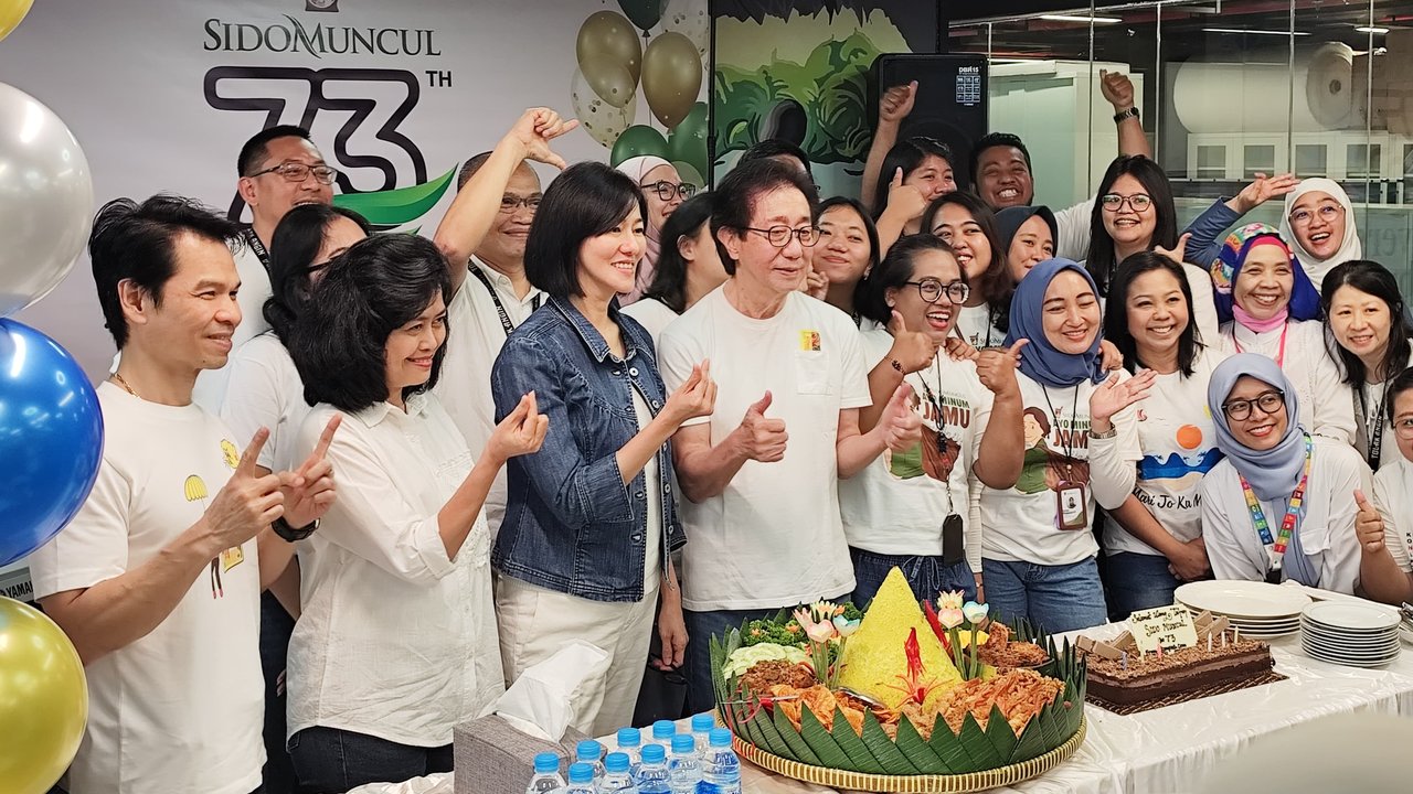 Direktur Sido Muncul, Dr. (H.C.) Irwan Hidayat dalam acara syukuran 73 tahun Sido Muncul.