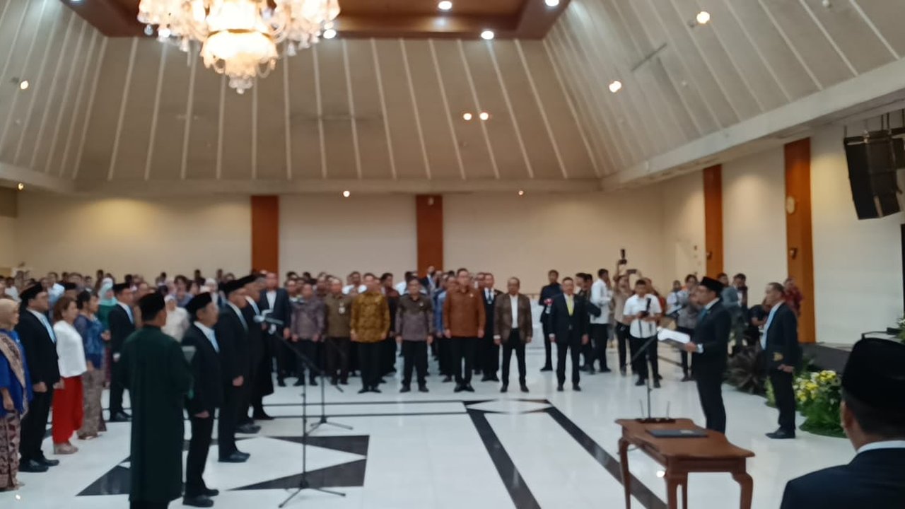Kepala Kantor Komunikasi Kepresidenan Hasan Nasbi. (Liputan6.com/Lizsa Egeham)