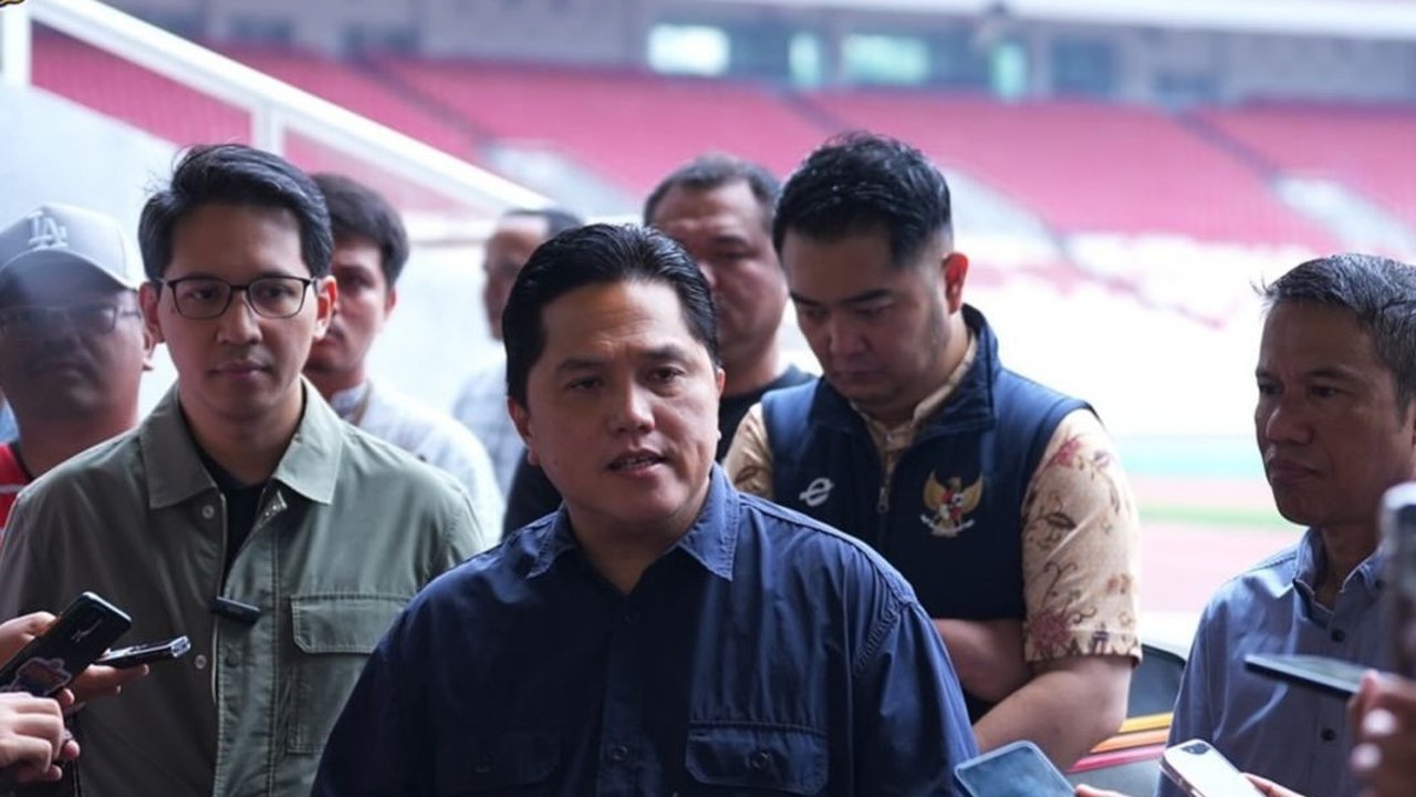 4. Yuto Nagatomo - Pendidikan tinggi merupakan hal yang lumrah bagi warga Jepang, begitu juga bagi mantan bek Inter Milan ini. Pemain yang saat ini memperkuat Galatasaray itu merupakan sarjan