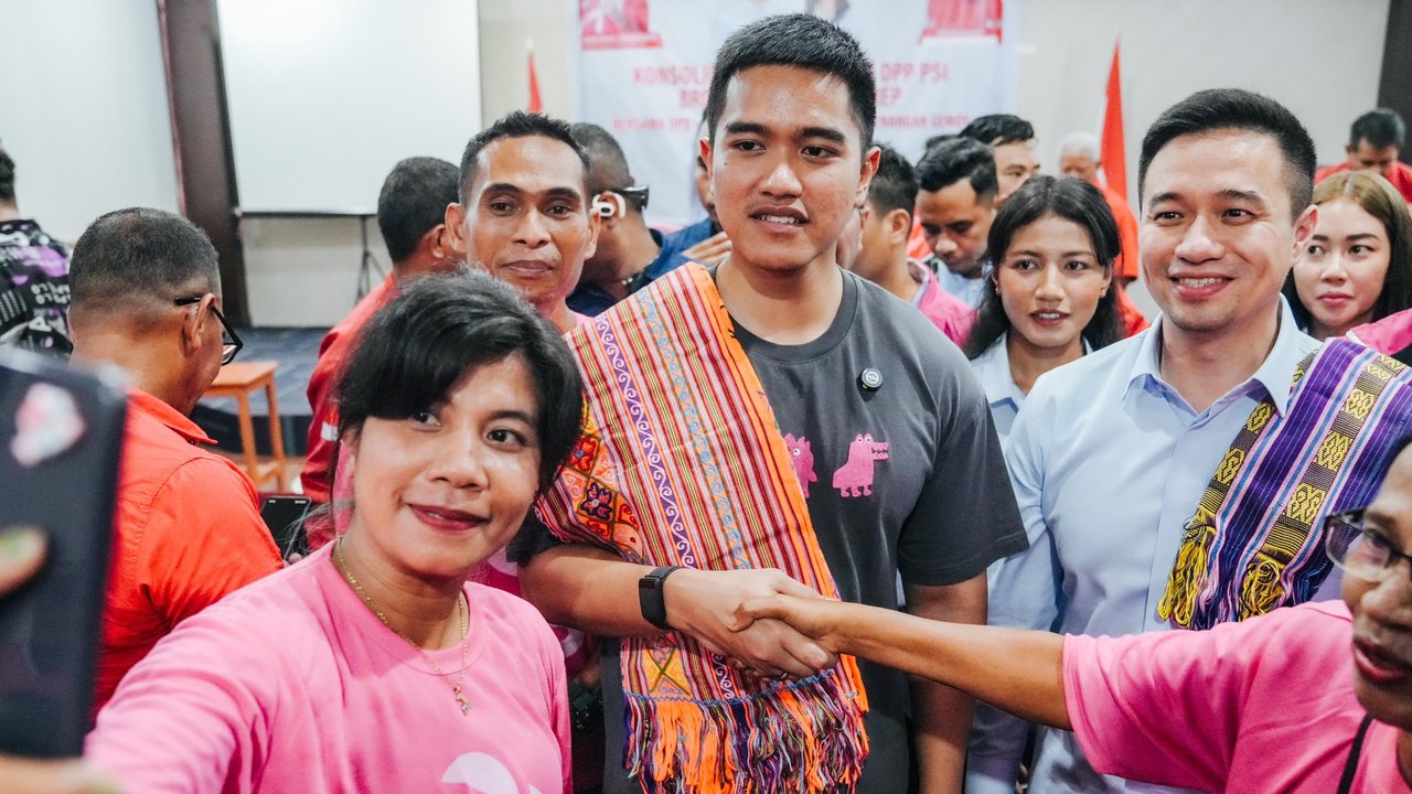 Kaesang Kampanye Pilkada di Kupang