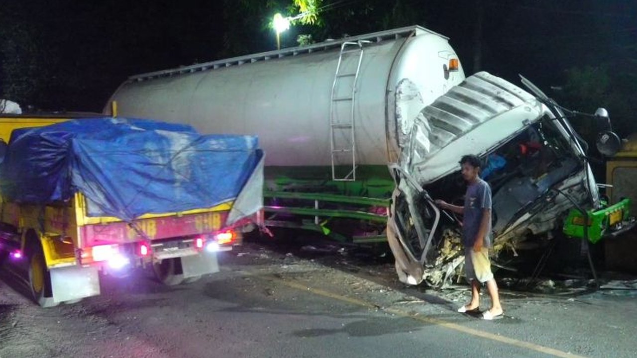 kecelakaan truk di lumajang-jember