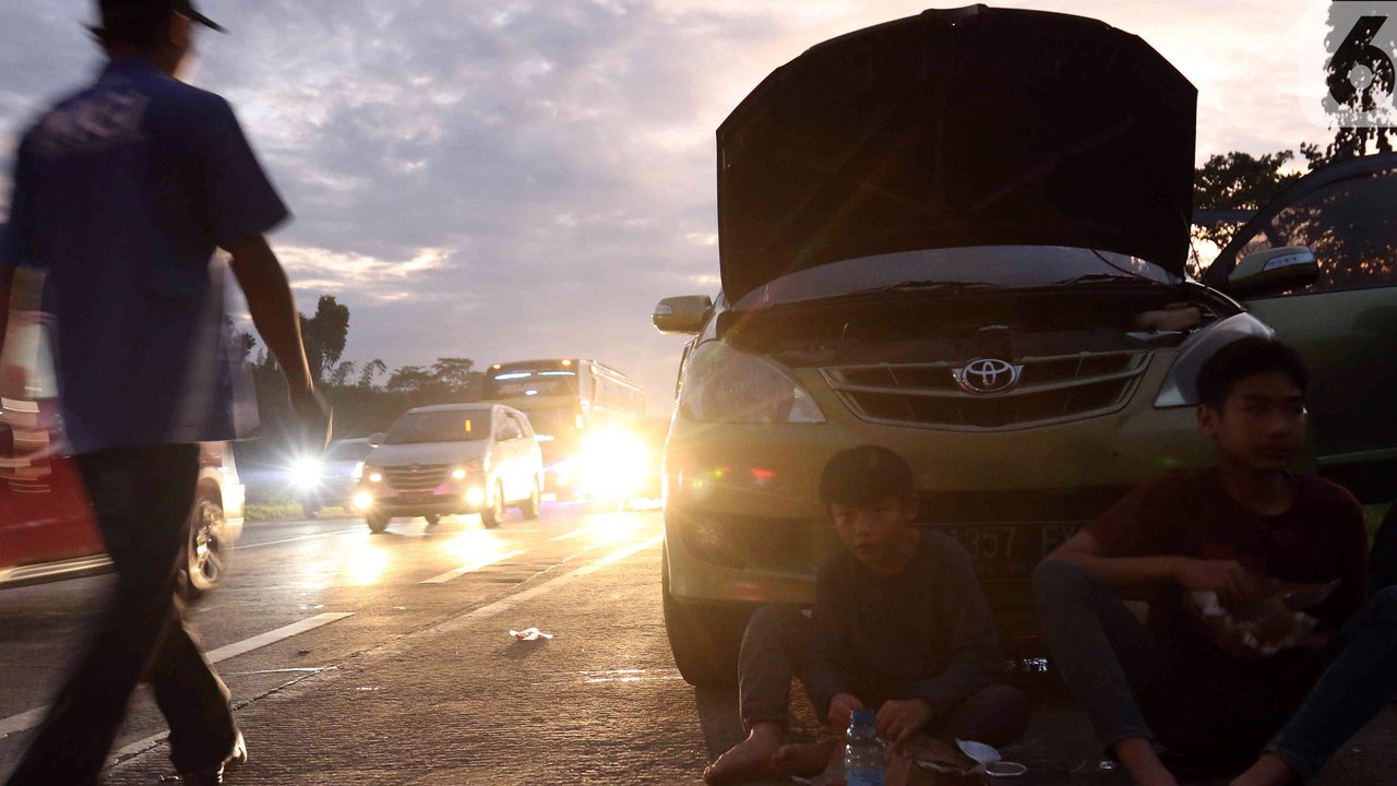 Ilustrasi bahu jalan tol. (Lifepal)