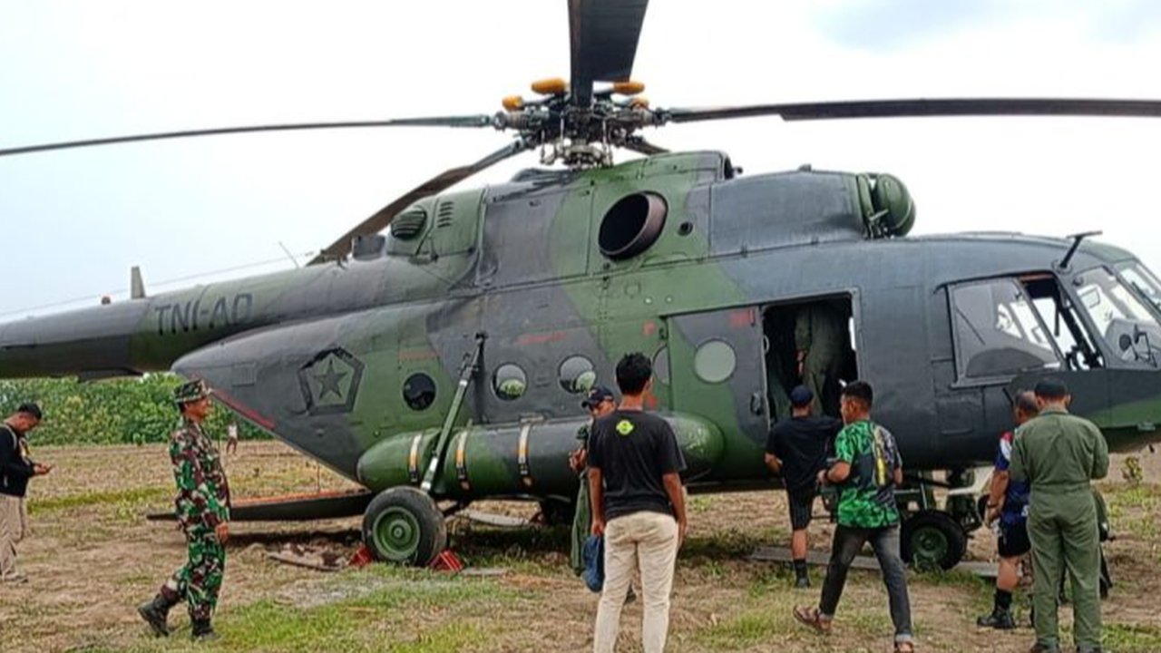 Helikopter TNI AD
