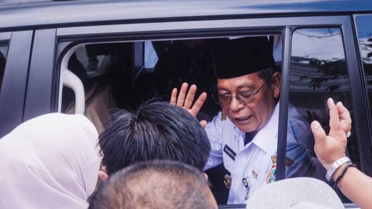 Gubernur Kalimantan Selatan (Kalsel) H. Sahbirin Noor
