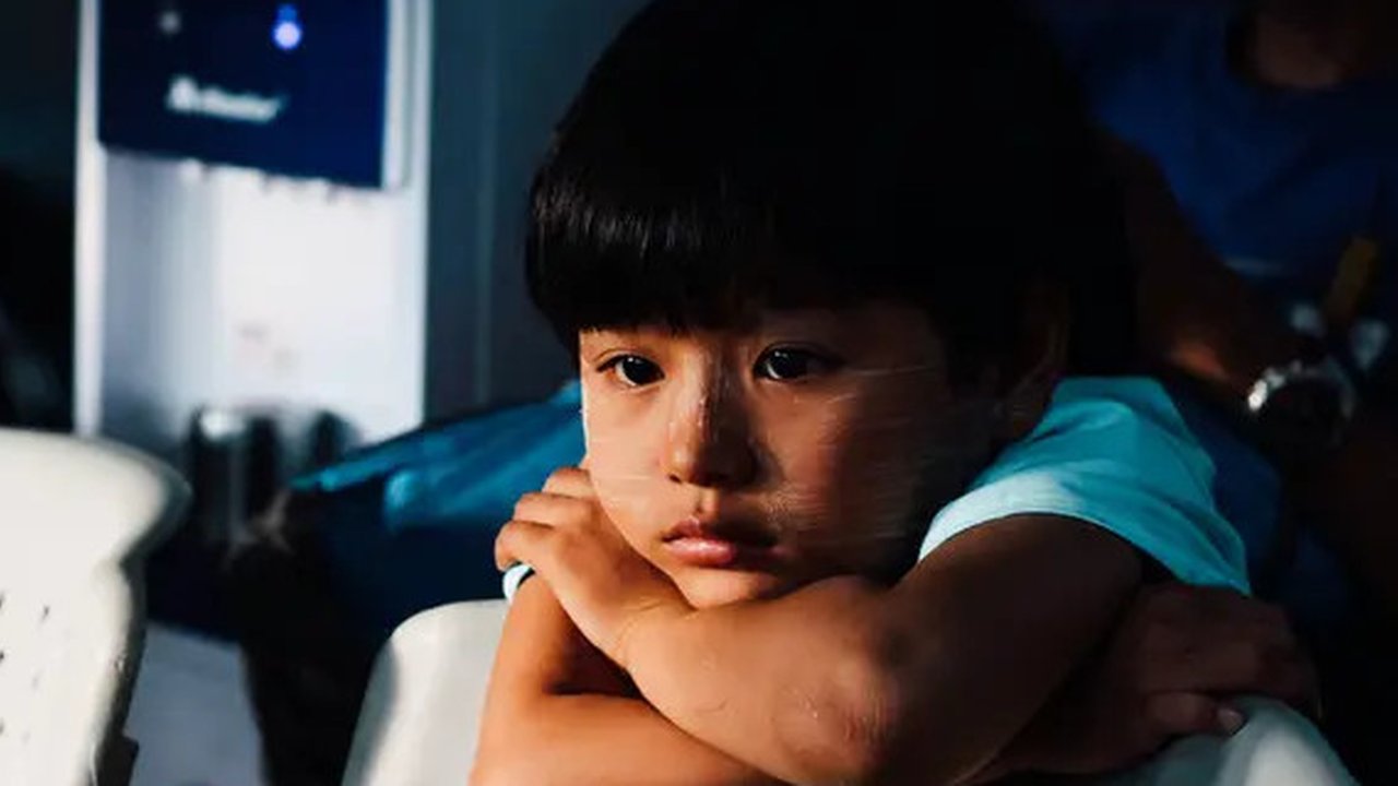 Proses untuk melatih serta meningkatkan kepercayaan diri anak juga bisa didapatkan dari kegagalan yang dialaminya (Foto: Unsplash.com/Chinh Le Duc)