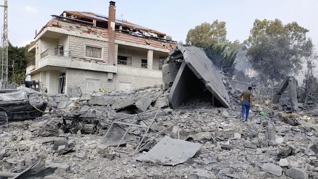 serangan israel di lebanon