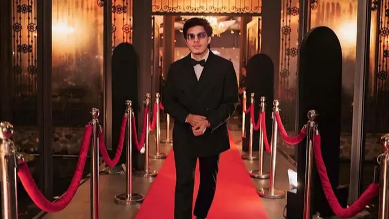 Lewat pesan WhatsApp dan panggilan video, Atta Halilintar minta maaf kepada Haji Faisal setelah menyinggung pernikahan almarhum Vanessa Angel. (Foto: Dok. Instagram @attahalilintar)