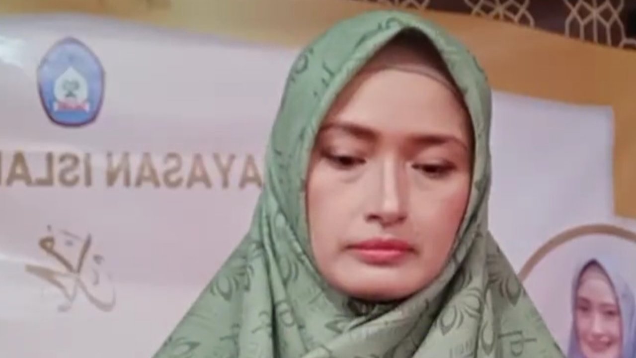 Menangis Sesenggukan, Mega Putri Artis Senior Minta Sinetronnya Tak Tayang Ulang