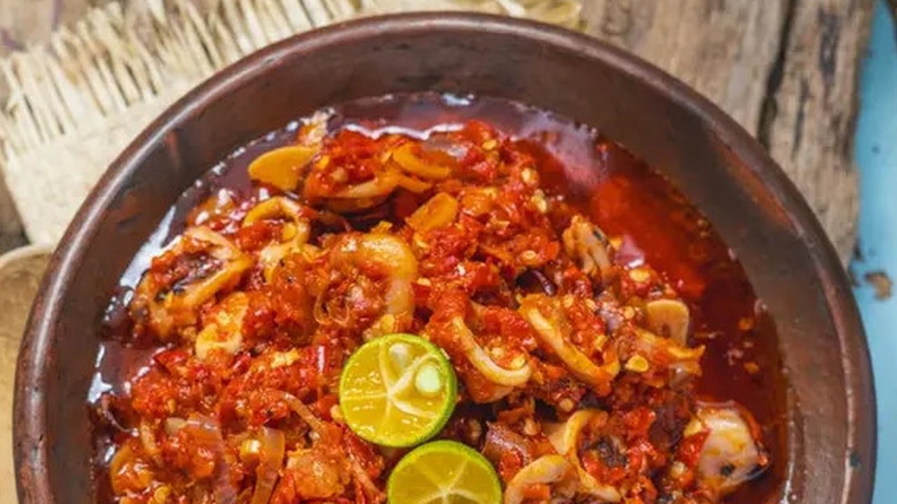 Cumi Asin Kecombrang. (dok. resepyummy.com/Novi Thedora)