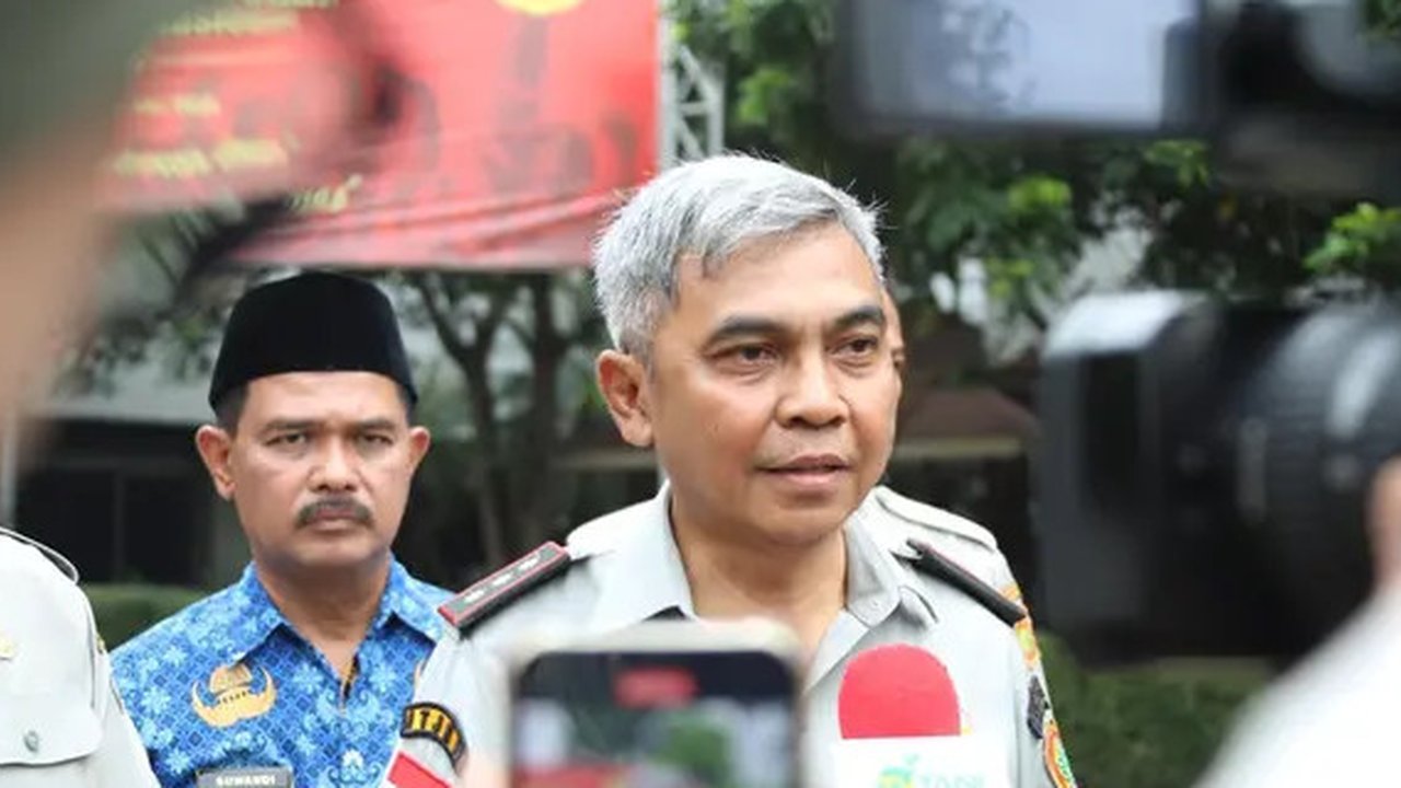 Kapolda Sulut Irjen Pol Setyo Budiyanto saat menyampaikan rilis akhir tahun 2023, di Hotel Grandwhizz Manado, Jumat (29/12/2023).