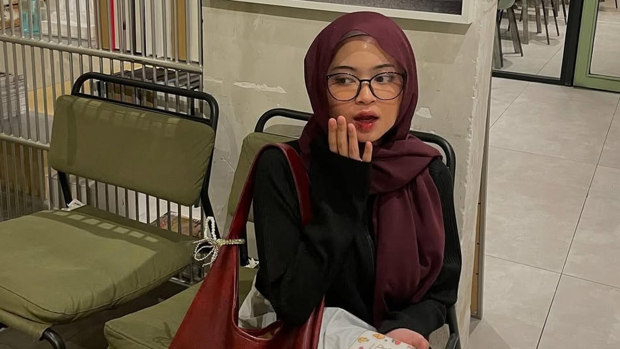 Profil dan Potret Cantik Kesya Tamara Anak Limbad yang Curi Perhatian Nonton Konser JKT48