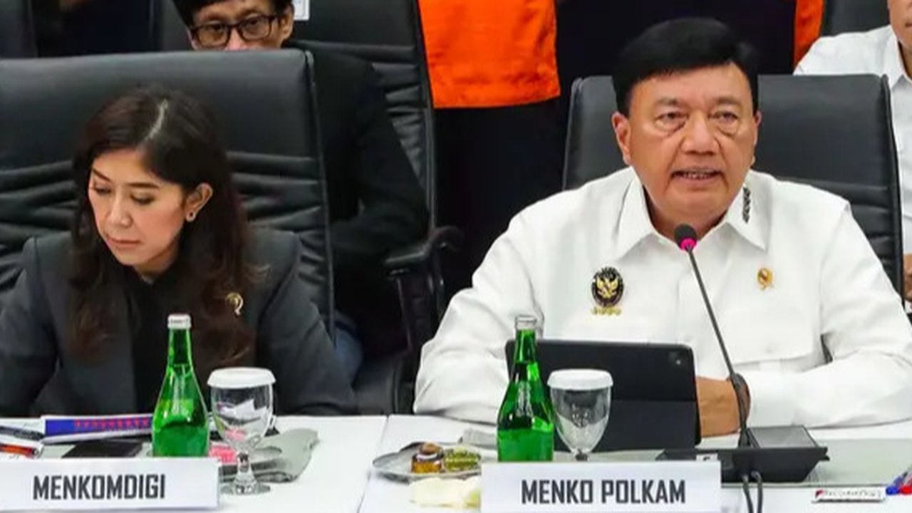 Dan angka ini diprediksi akan terus bertambah jika kita tidak melakukan upaya-upaya masif di dalam memberantas judi online. (Liputan6.com/Angga Yuniar)