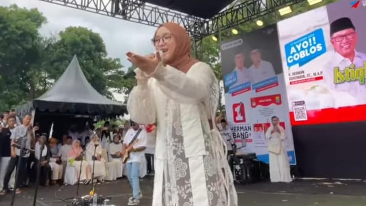 Momen Nissa Sabyan Manggung Usai Dikabarkan Telah Menikah dengan Ayus