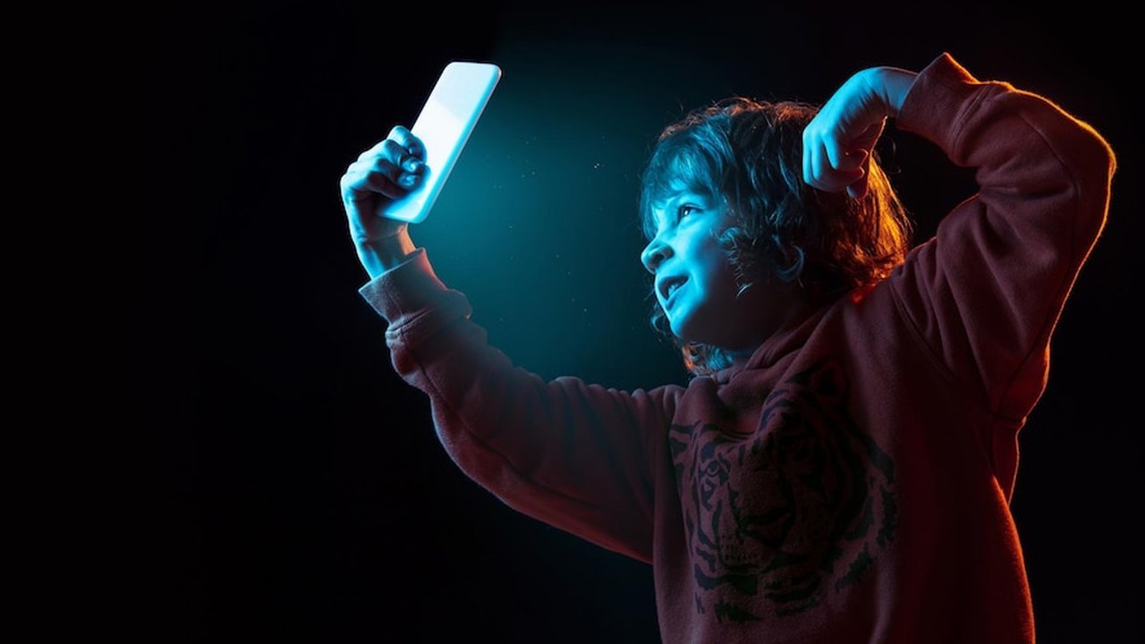 Ilustrasi Blue Light