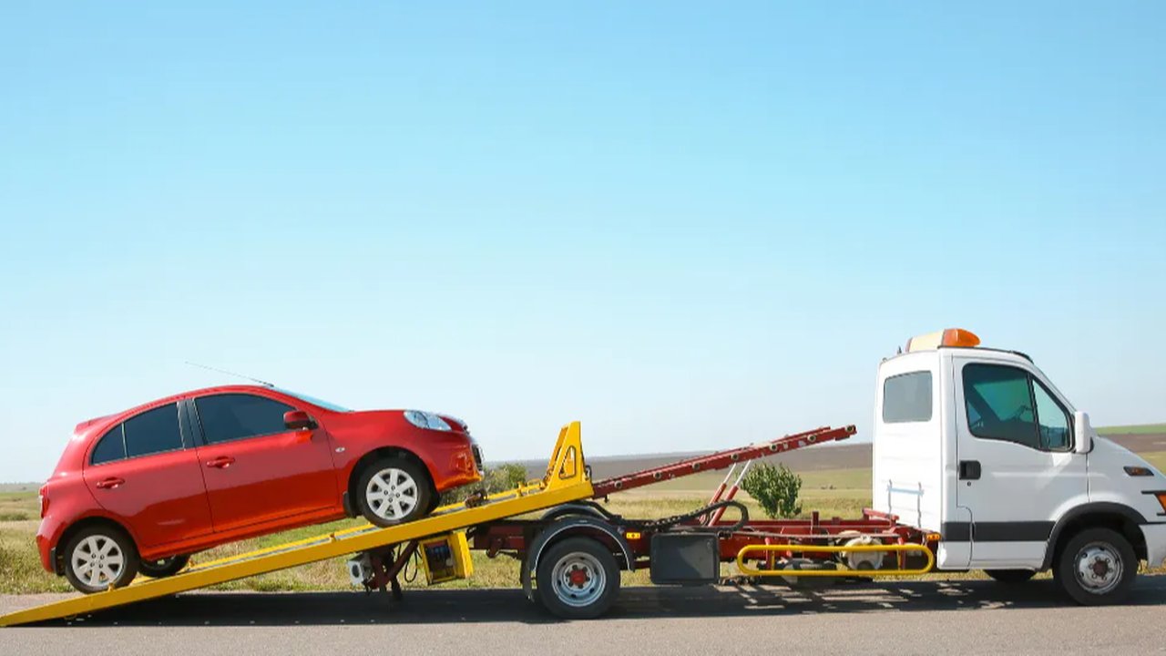 Apa Arti dari Towing Mobil? Begini Penjelasannya