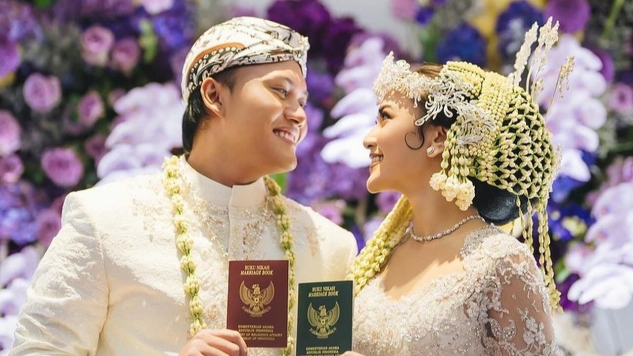 FOTO: Potret Pernikahan Rizky Febian dan Mahalini yang Disebut Tak Sah dan Disarankan Menikah Ulang