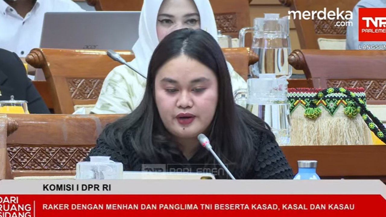 Anggota Komisi I Fraksi PAN Farah Puteri Nahlia