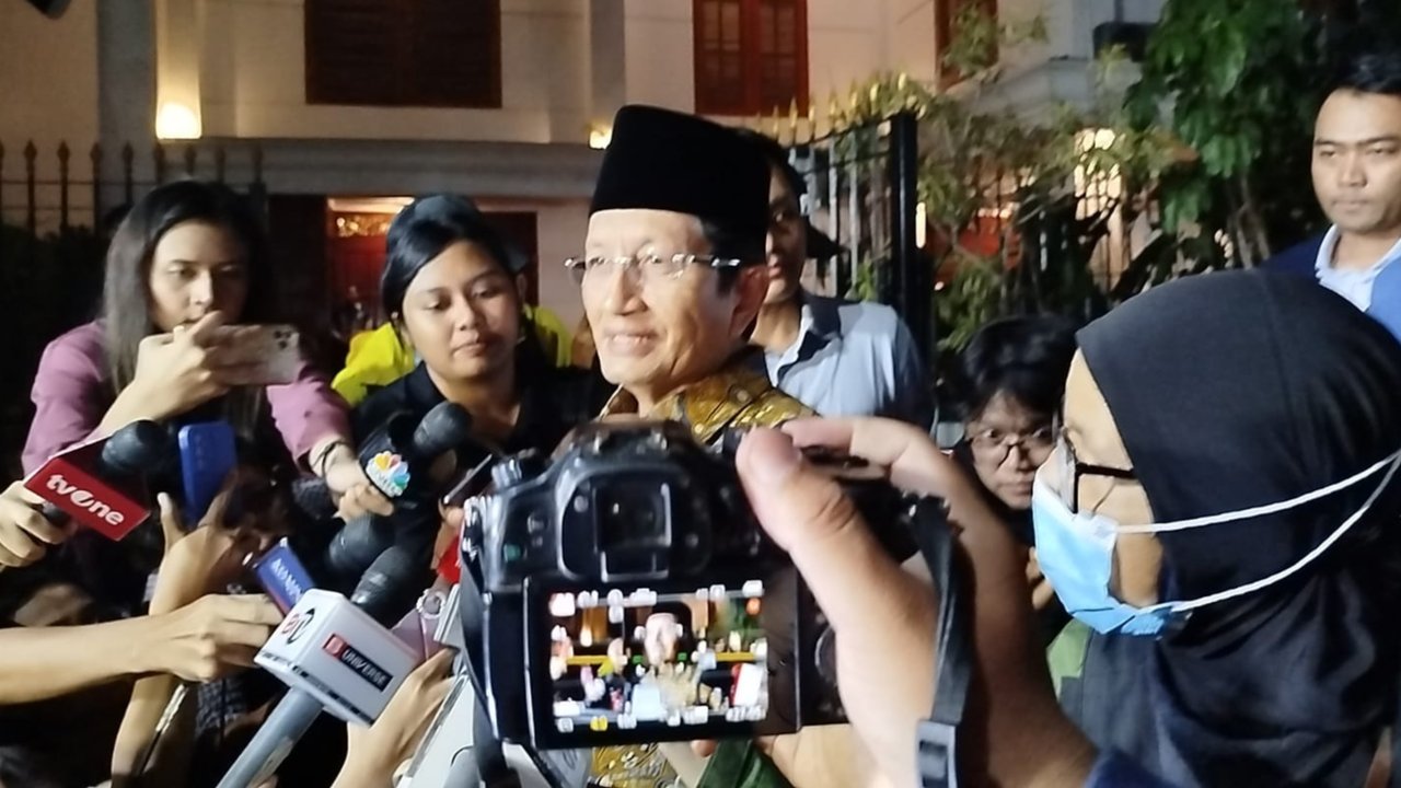 Imam Besar Masjid Istiqlal, Nasaruddin Umar usai menghadap Presiden Terpilih Presiden Terpilih Prabowo Subianto di Kertanegara, Jakarta Selatan pada Senin (14/10/2024). (Liputan6.com/Ady Anugrahadi)