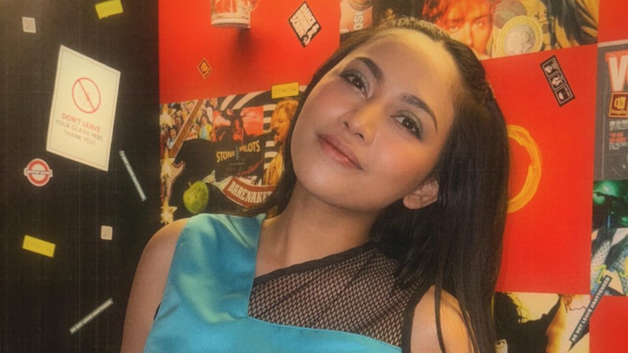 Rachel Vennya Jadi Buruh Pabrik Di Film Horor 'HUTANG NYAWA', Siap Bikin Bulu Kuduk Merinding!