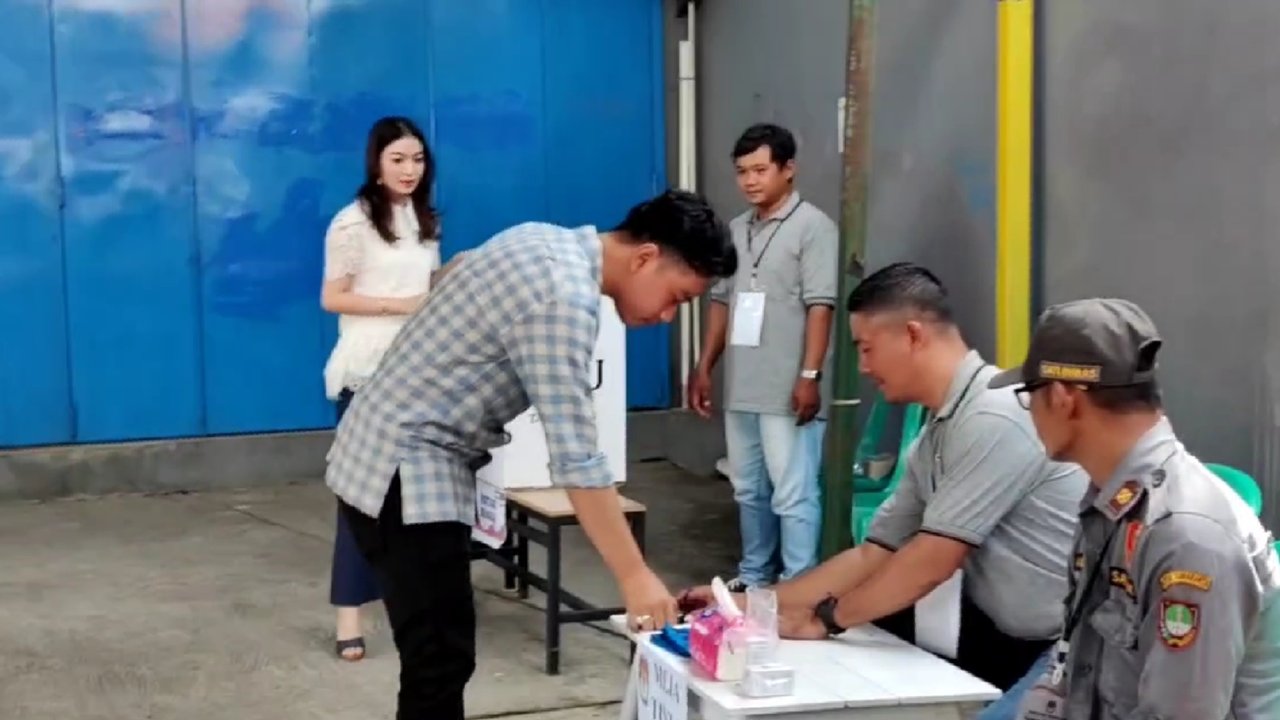 Gaya Gibran Kunker ke Semarang