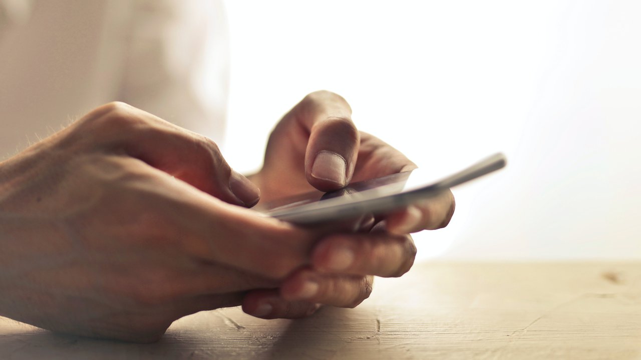 Ketahui daftar pinjol yang resmi terdaftar dan berizin OJK per Oktober 2021.  (pexels/adrenn).