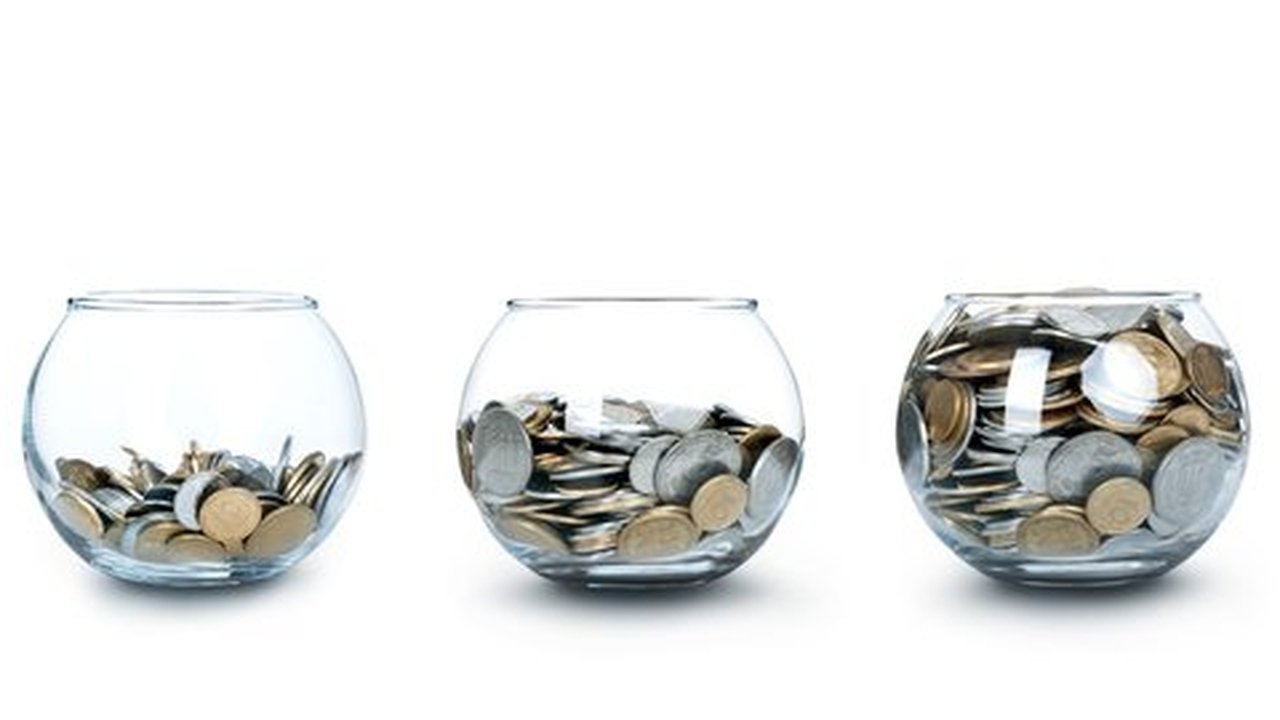 Generasi sandwich mendominasi sebanyak 50% kelompok usia produktif di Indonesia. (Foto: Freepik/benzoix)