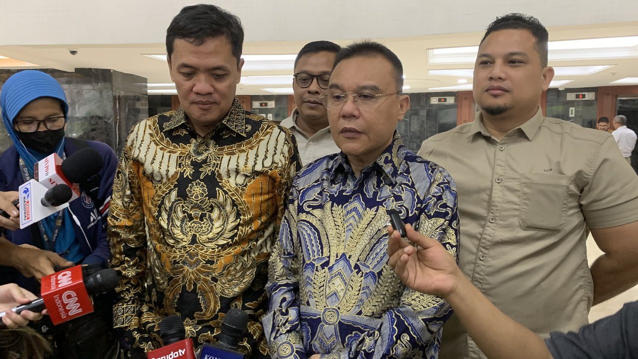 Pimpinan DPR RI Sufmi Dasco Ahmad di Nusantara III DPR RI, Jakarta, Minggu (20/10/2024). (Liputan6.com/Nanda Perdana Putra)