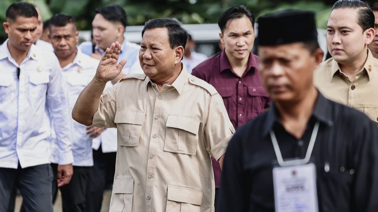 Prabowo Subianto di Peringatan Hari Guru Nasional