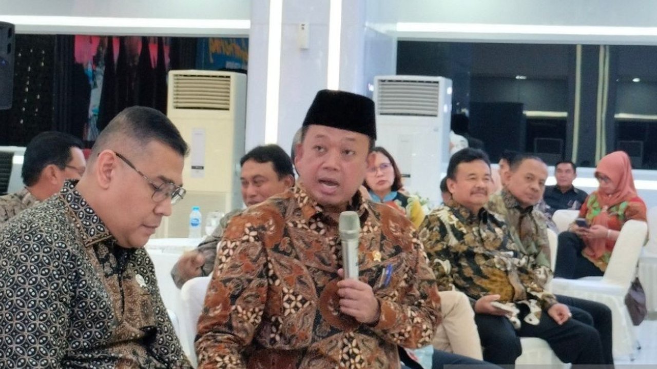 Menteri Agraria dan Tata Ruang/Kepala Badan Pertanahan Nasional (ATR/BPN) Nusron Wahid menjawab pengaduan masyarakat terkait Proyek Strategis Nasional (PSN) ...