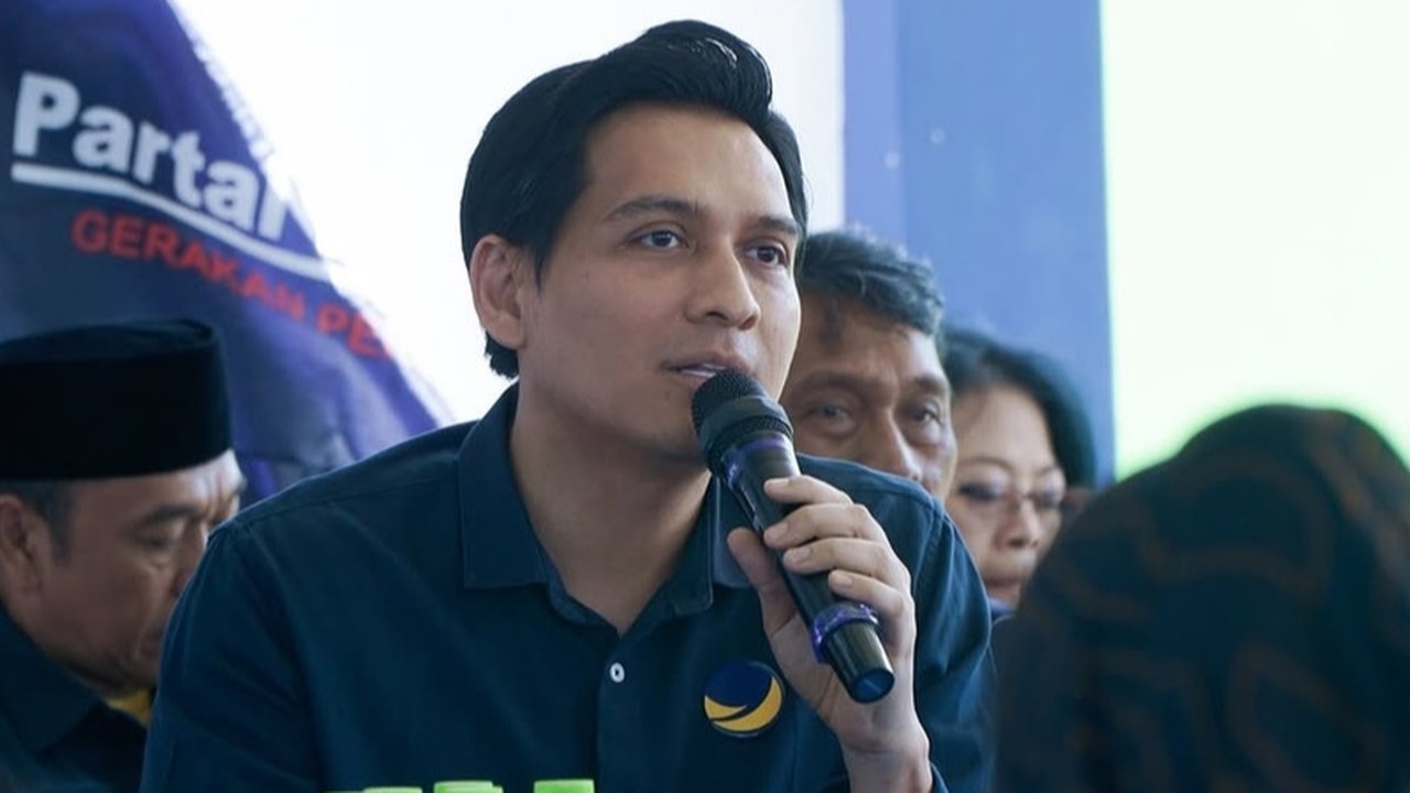 FOTO: Nasib Seleb Bertarung di Pilkada 2024, 11 Artis Akui Kekalahan hingga Ada yang Saling Klaim Kemenangan