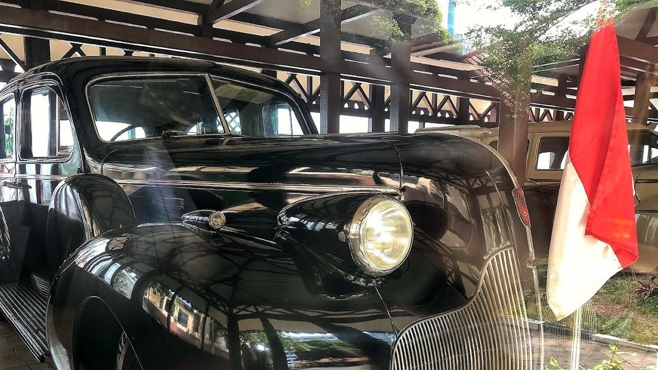 mobil curian untuk soekarno