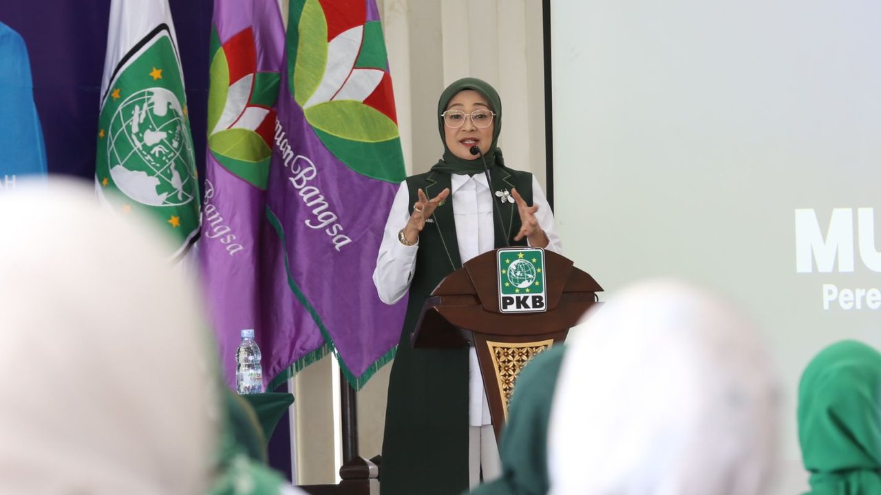 Ketua Dewan Pembina DPP PB Rustini Muhaimin