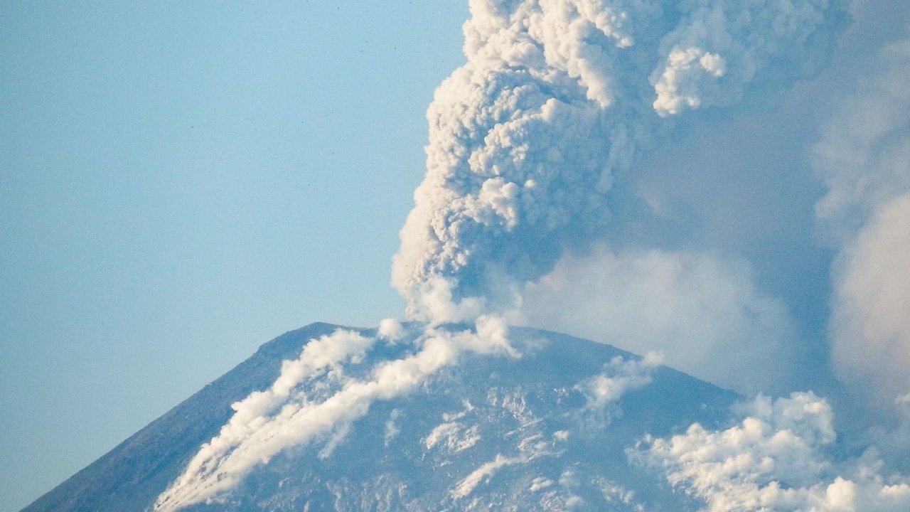 Letusan Gunung Lewotobi Laki-Laki