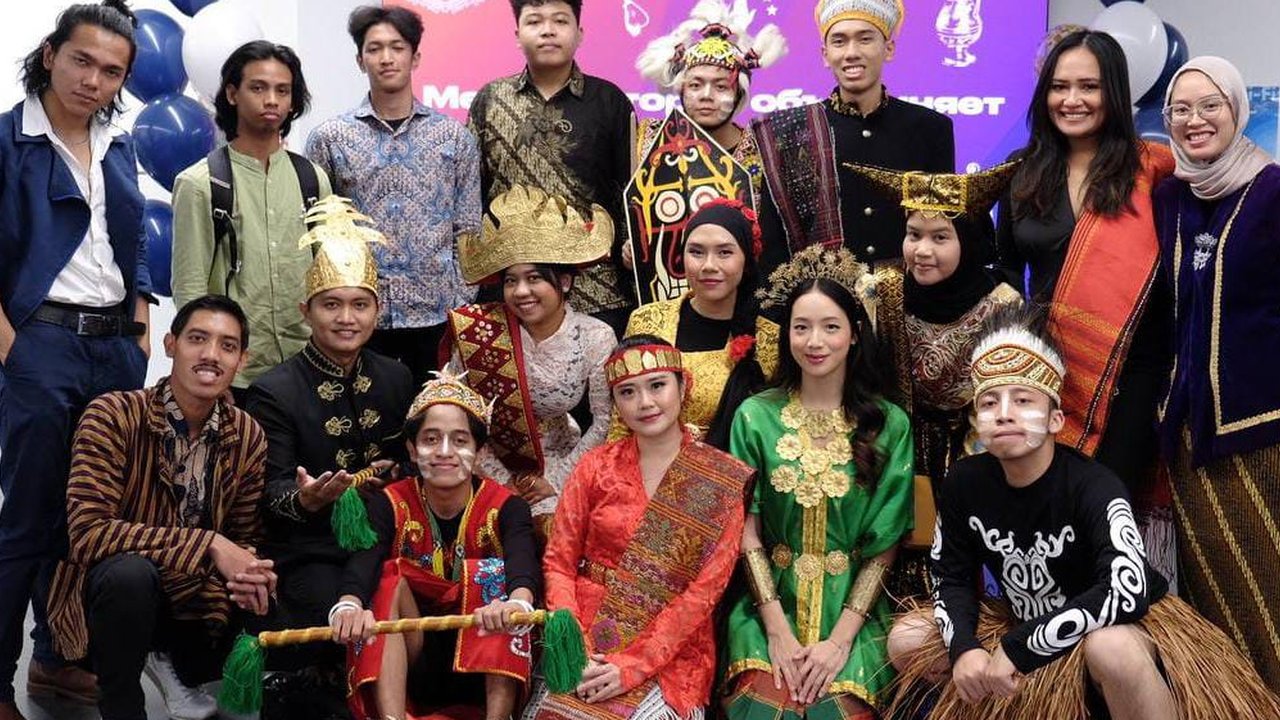 Saat Tarian Khas Nusantara 'Unjuk Gigi' di Festival Budaya di Moscow