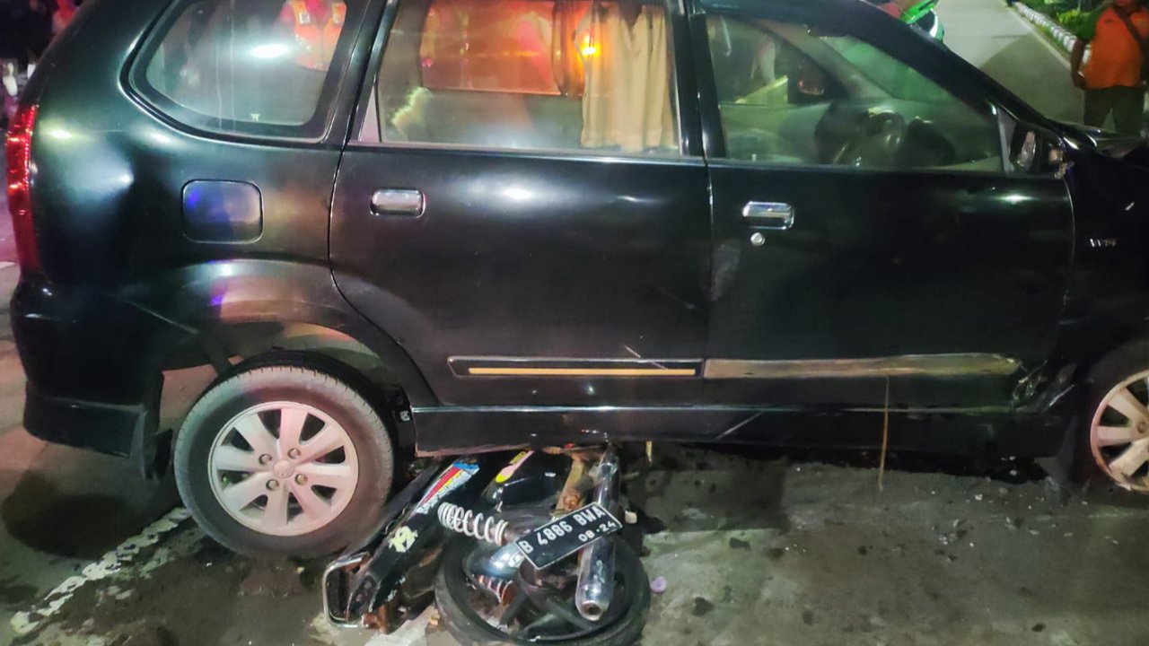 Kronologi Tabrakan Maut di Grogol Jakbar Tewaskan Pasutri, Sopir Avanza Perempuan 50 Tahun