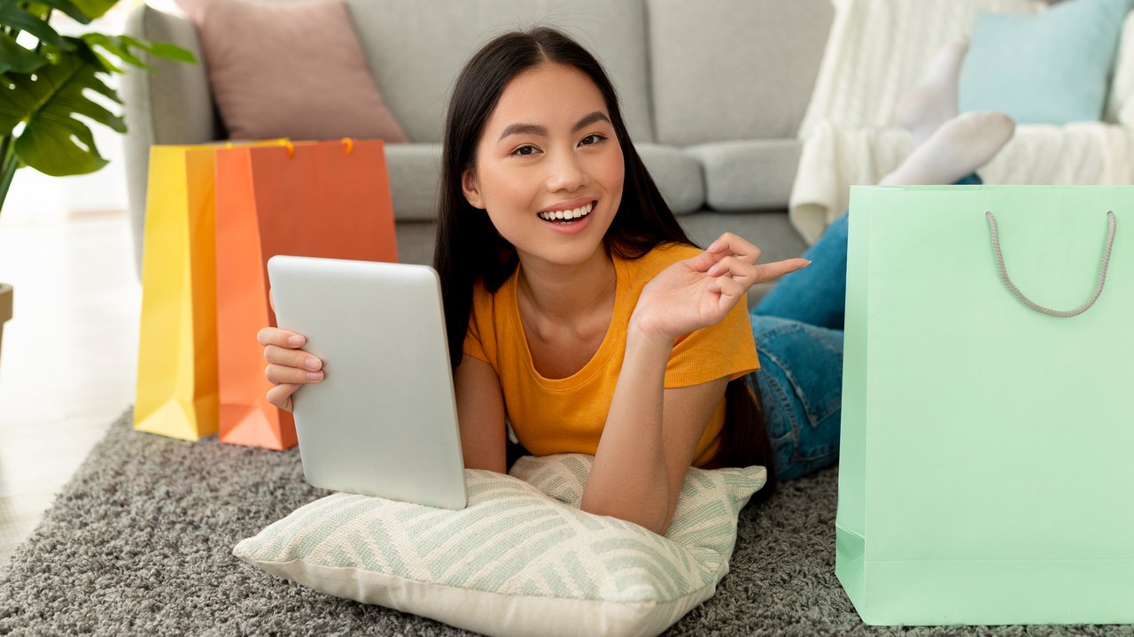 Ilustrasi belanja online.