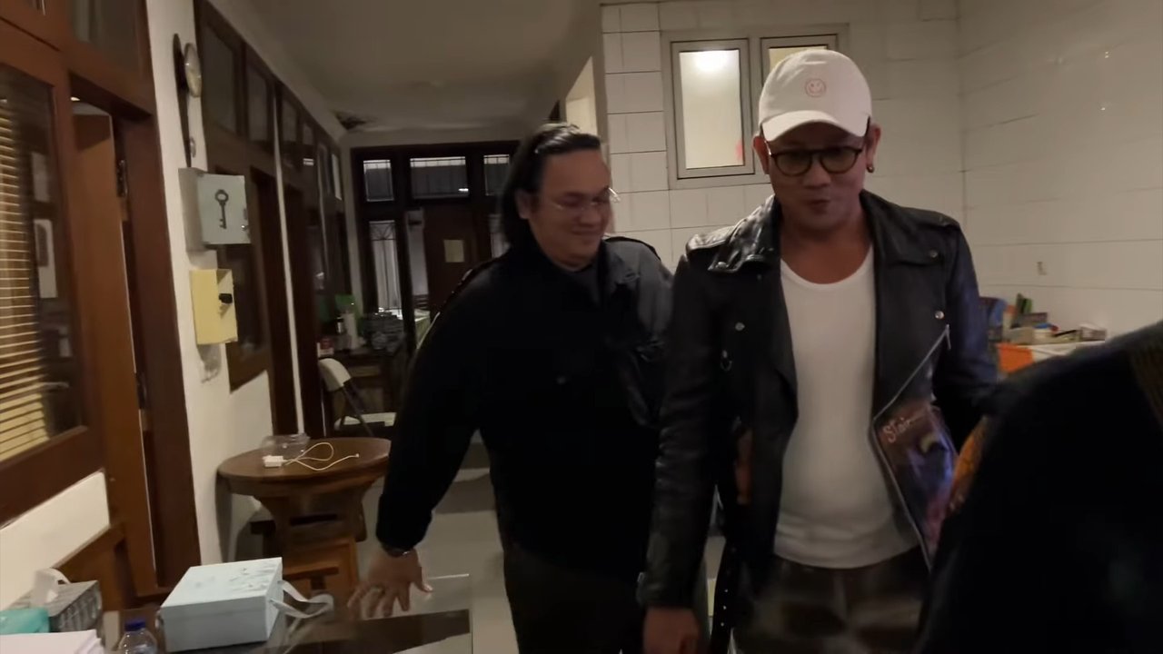 Sudah Bertemu Farhat Abbas, Denny Sumargo 'Jangan Bawa-bawa Nama Saya Lagi, Hajar-hajar Saya Ya'