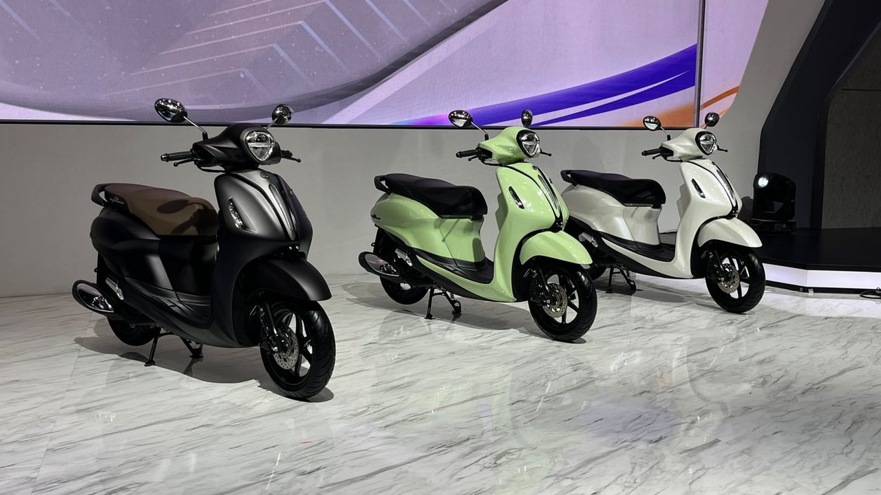 Yamaha Grand Filano Hybrid di IMOS 2024.