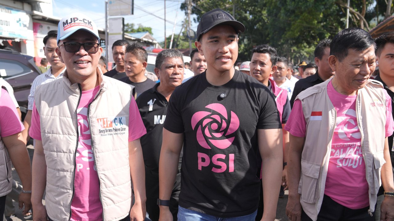 Kaesang Pangarep Blusukan ke Pasar Airmadidi