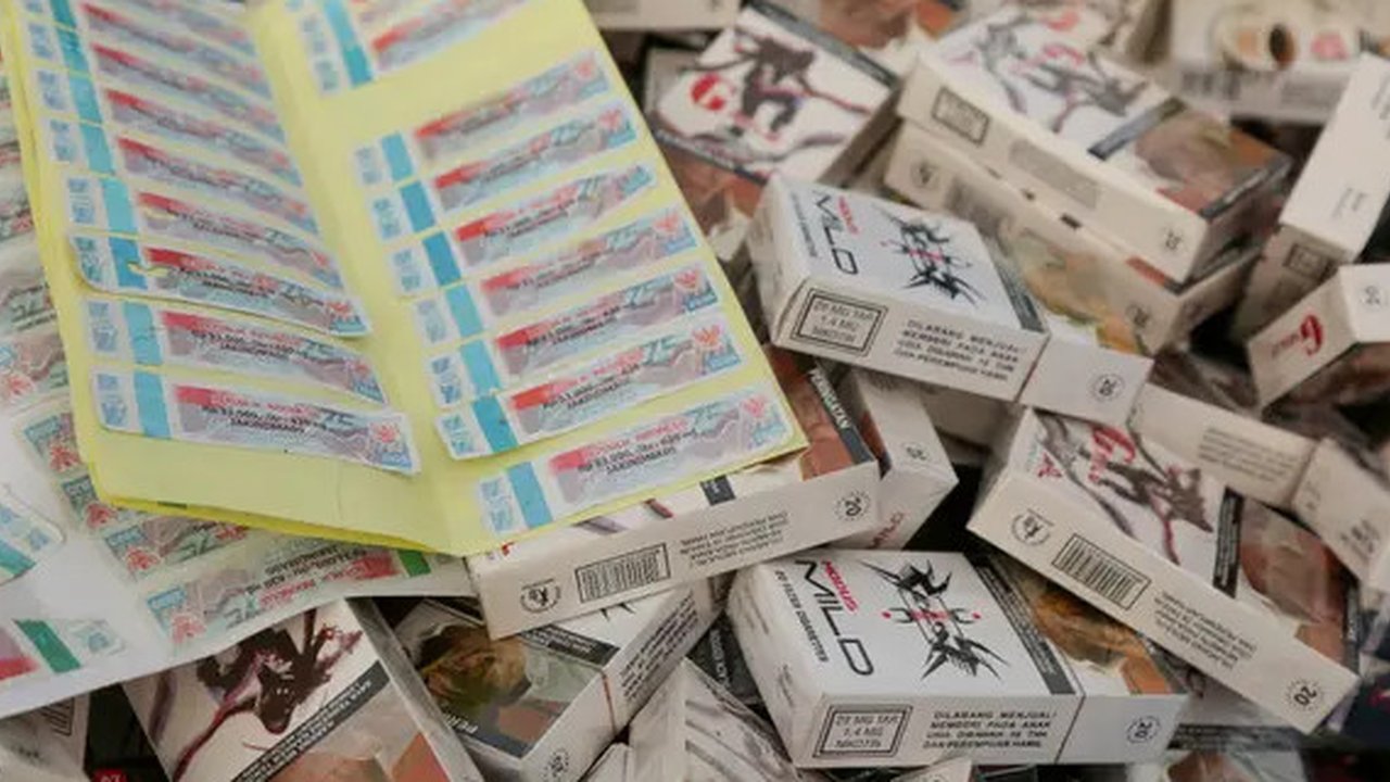 Sejak 2012, pemerintah Australia mewajibkan bungkus polos pada rokok di negeri itu. (Sumber Toronto Sun)