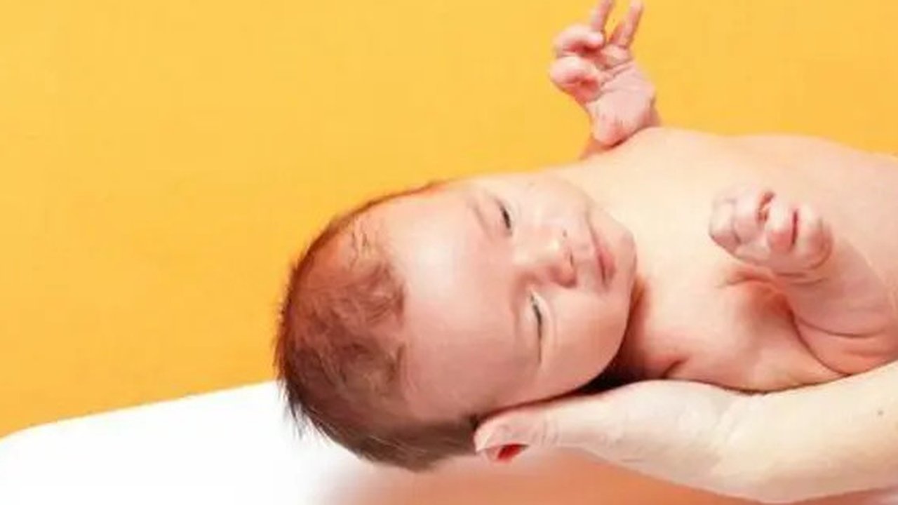 Foto Bayi. (foto: Pinterest/Edy Syam).