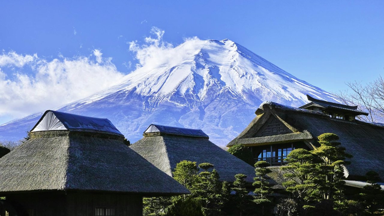 Akhirnya Salju Gunung Fuji Terlihat