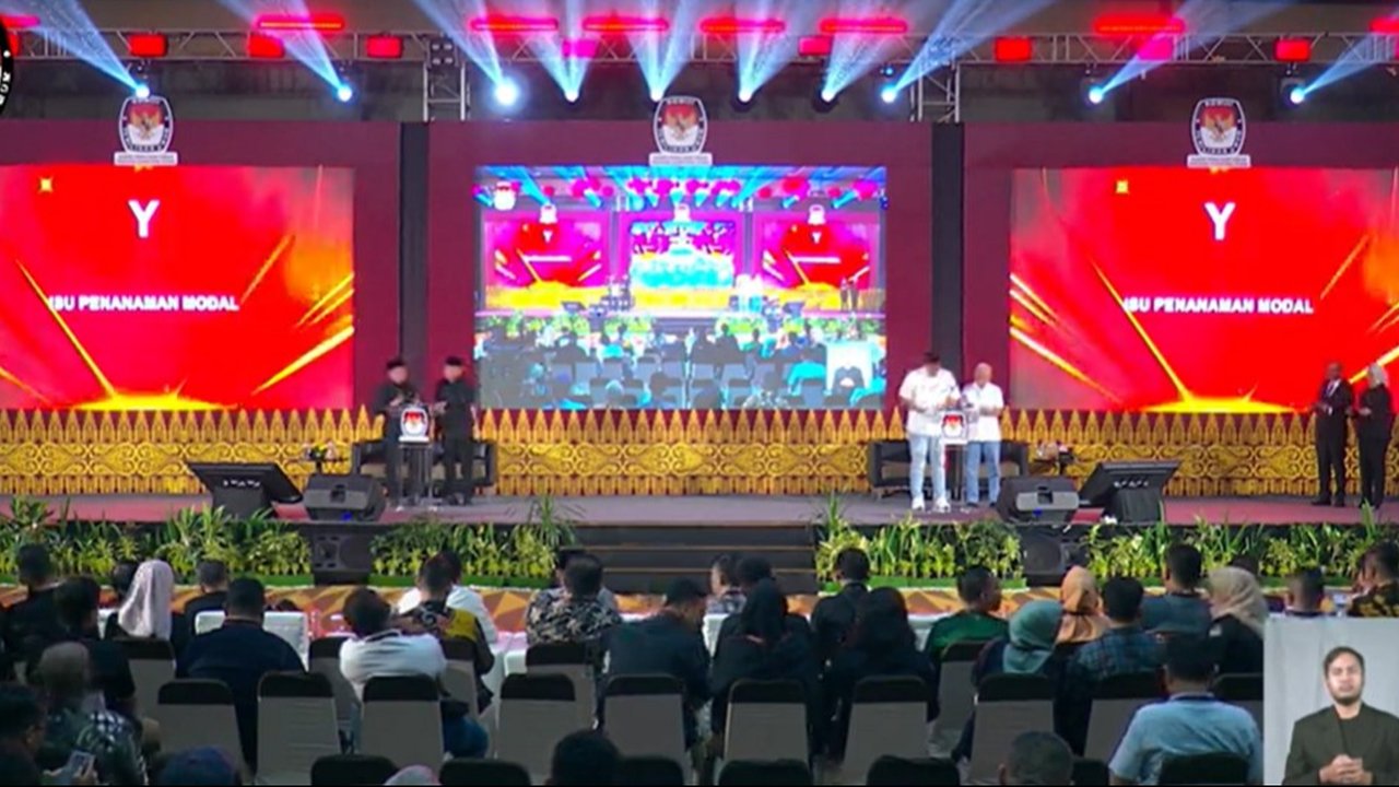 Pasangan Bobby-Surya di debat pilkada Sumut