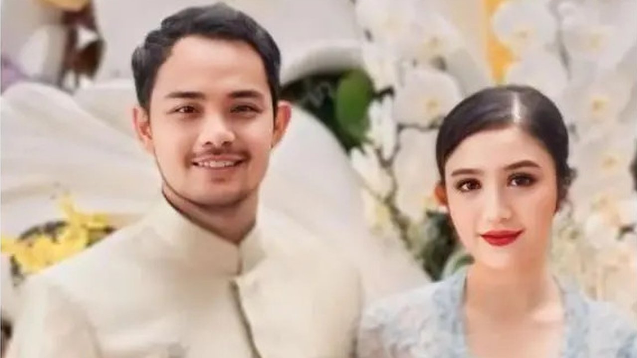 Momen Febby Rastanty gelar pengajian dan siraman jelang nikah. (sumber: Instagram/marinizumarnisreal / TikTok/febbies_palembangofc)