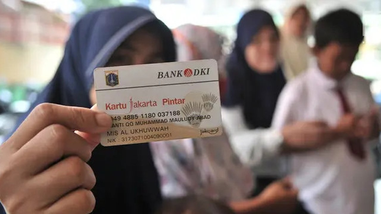 Kartu Jakarta Pintar.