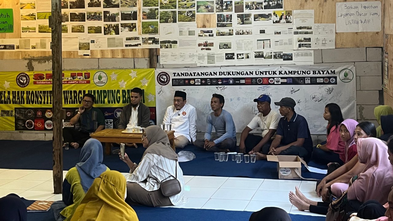 Suswono Temui Warga Kampung Bayam