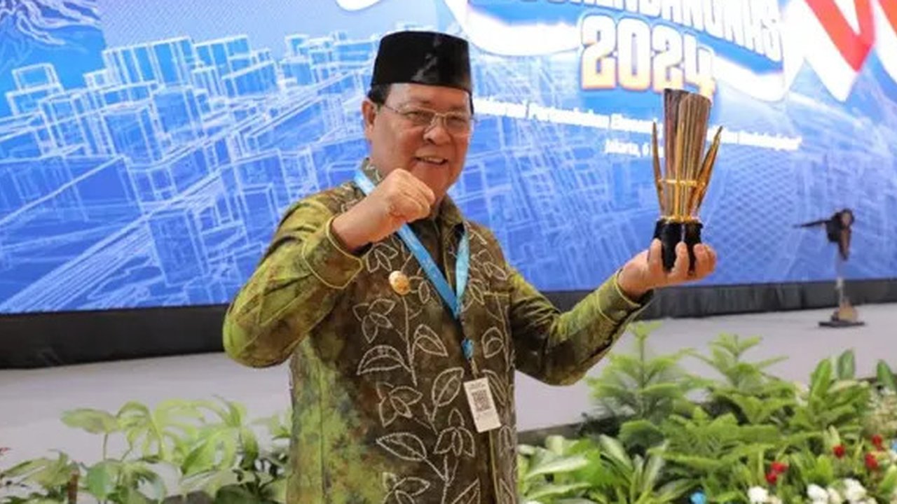 Profil Gubernur Kalsel Sahbirin Noor