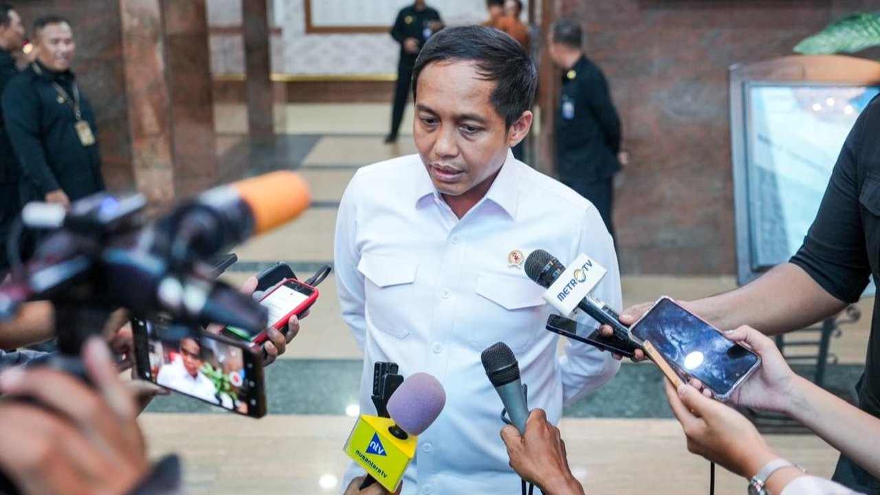 Raja Juli Antoni Usai Bertemu BPKP